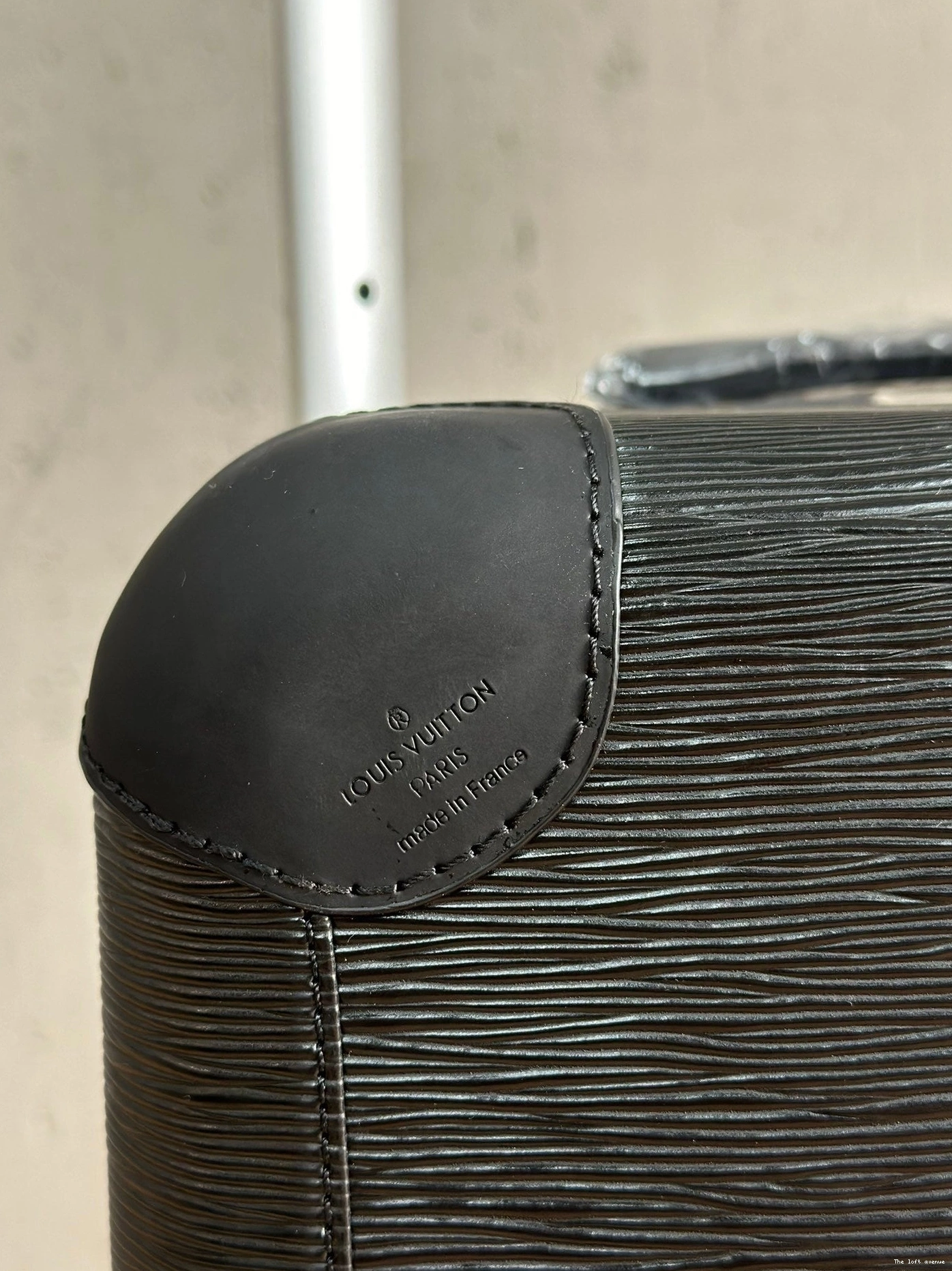 CUSTOM HORIZON MONOGRAM CABIN 37L SUITCASE 55 EMBOSSED 0821